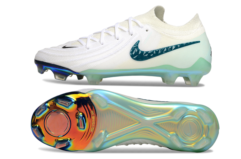 Chuteira Nike Phantom Luna Elite
