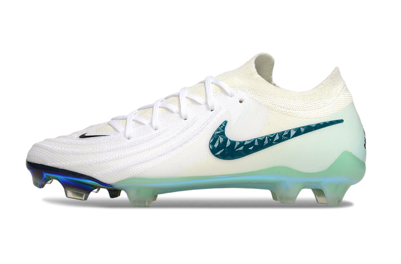 Chuteira Nike Phantom Luna Elite